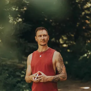 Robin, Co-Host